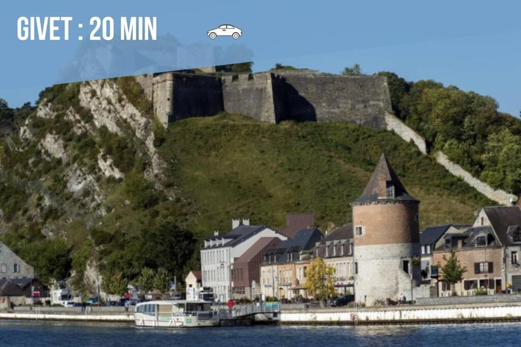 Laissez-Vous Enchanter Par La Vallee De La Meuse Hastiere-par-dela Экстерьер фото
